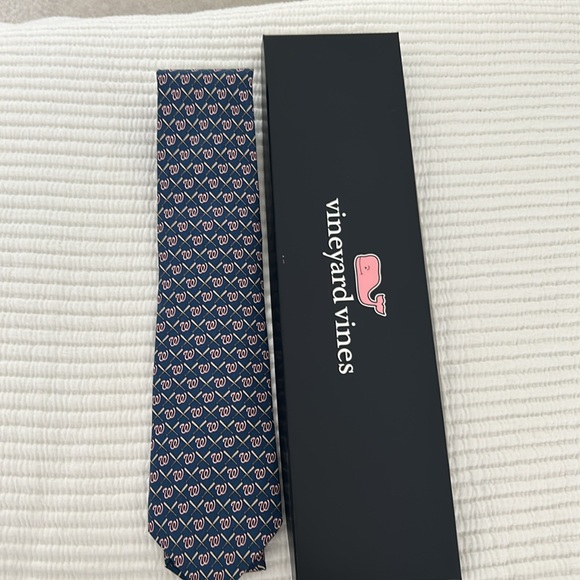 Vineyard Vines Washington Nationals Tie NWT - Picture 2 of 4